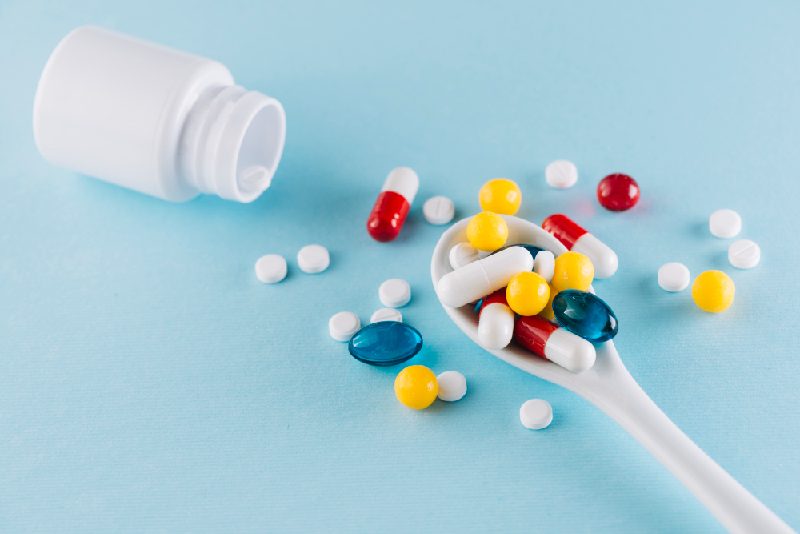 国家医保局发布《国家基本医疗保险、生育保险和工伤保险药品目录》以及《商业健康保险创新药品目录》